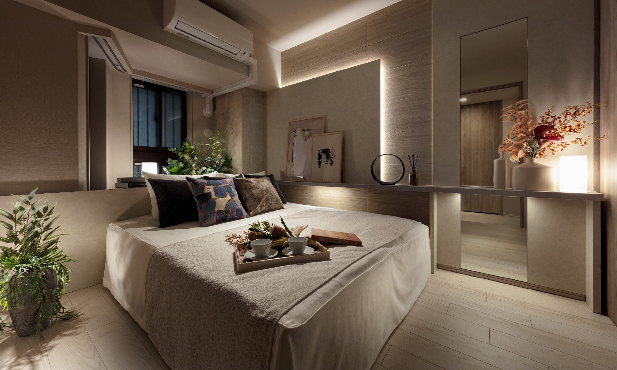 MASTER BEDROOM