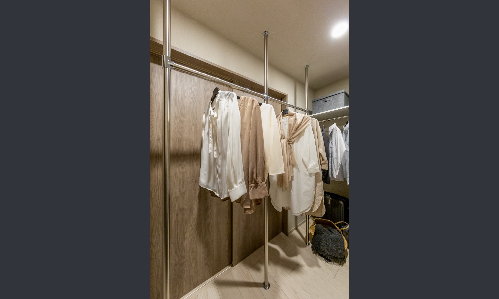FIT IN CLOSET