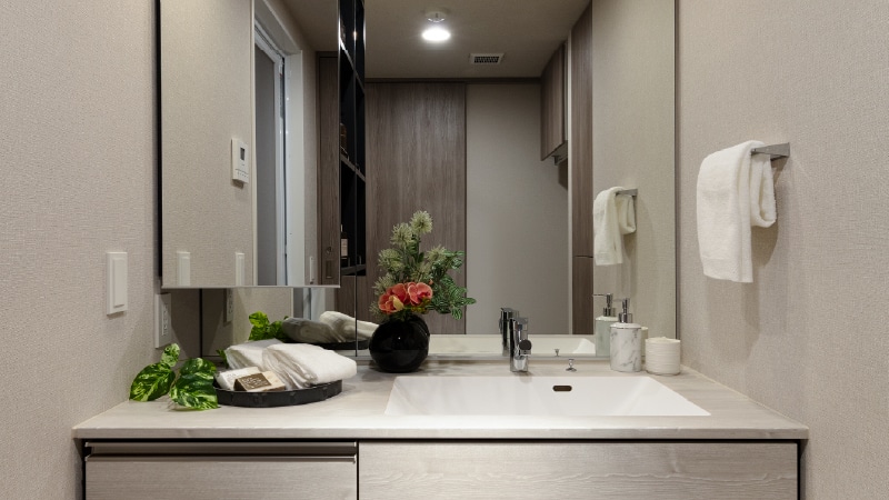 POWDER ROOM